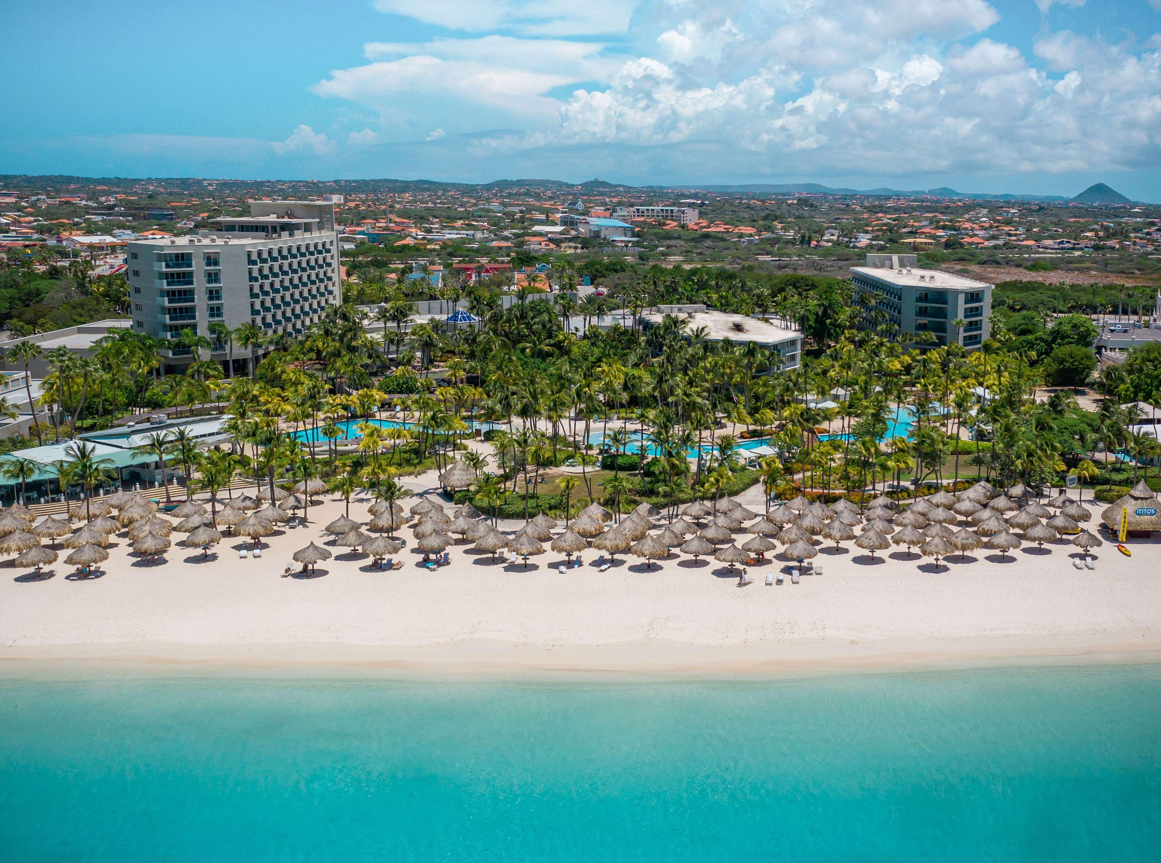 Hilton Aruba Caribbean Resort & Casino Palm Beach Exterior foto